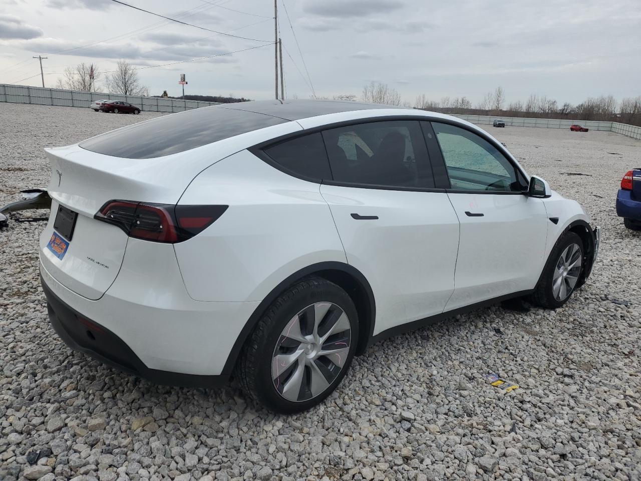 2023 TESLA MODEL Y - Image 3