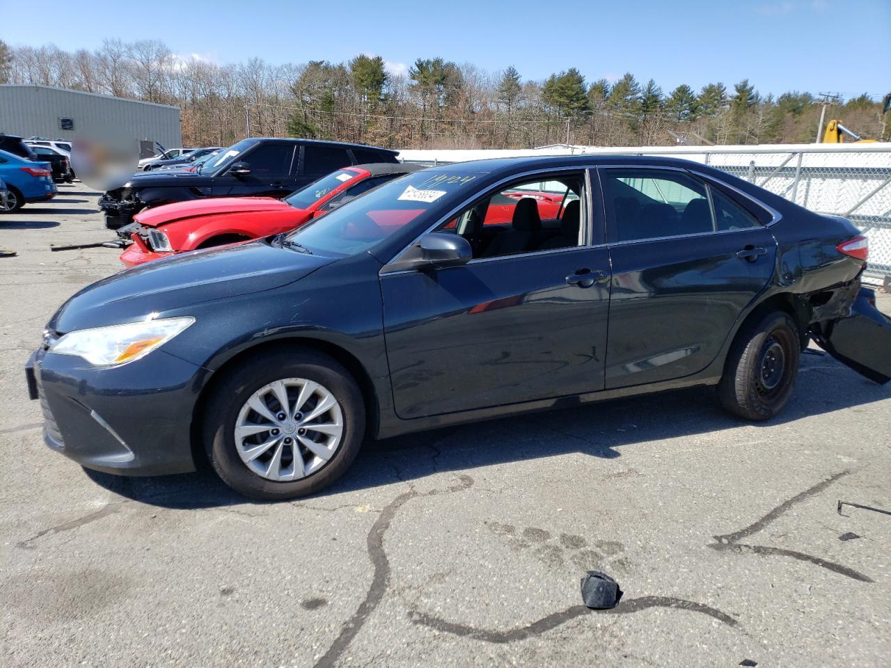2016 TOYOTA CAMRY LE