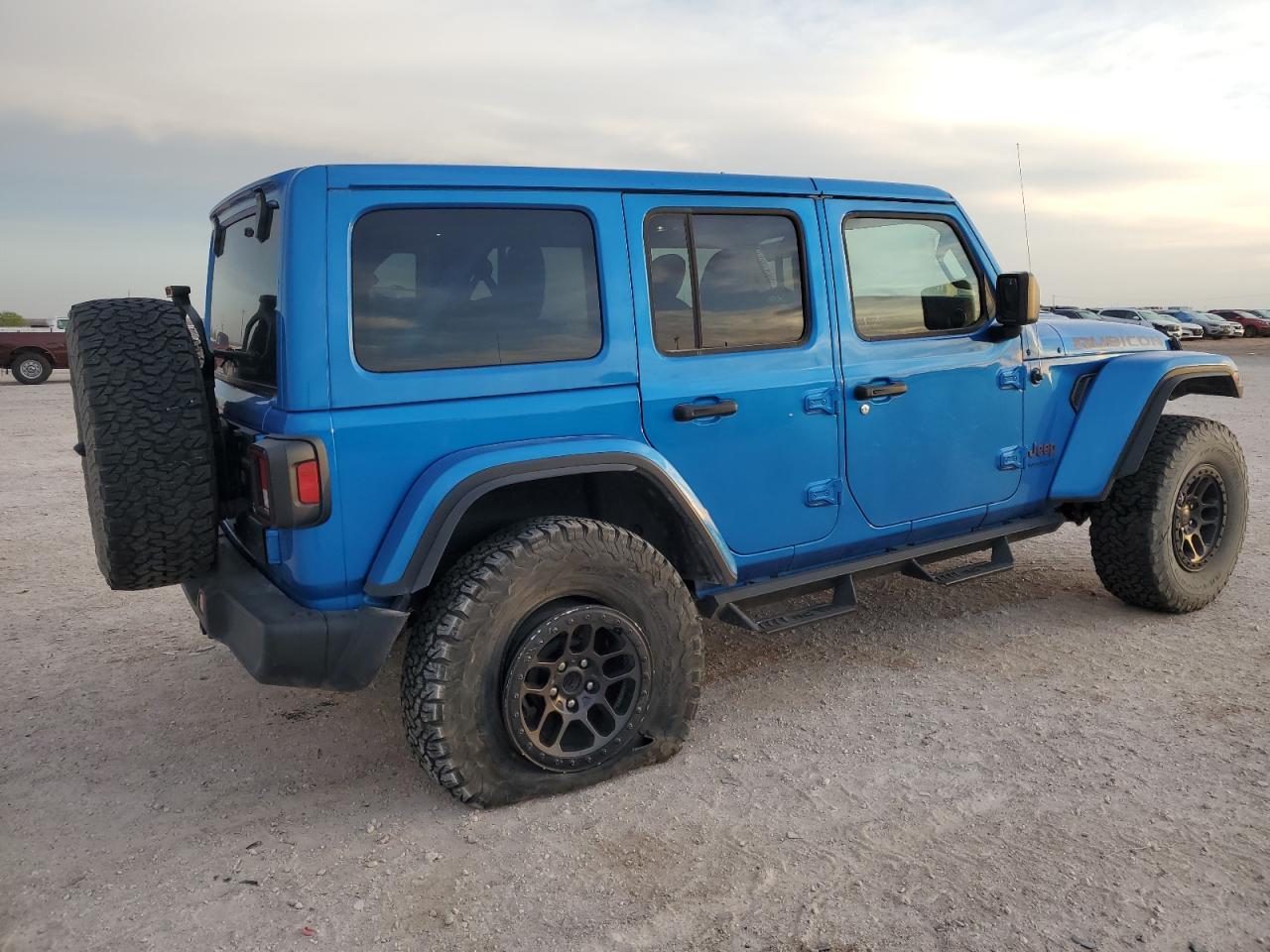 2021 JEEP WRANGLER U - Фото 3
