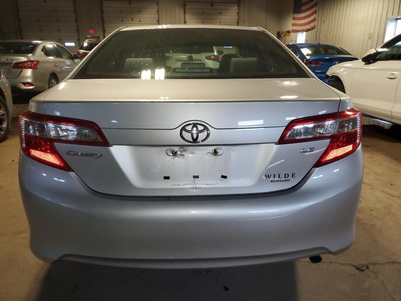 2013 TOYOTA CAMRY L - Фото 6