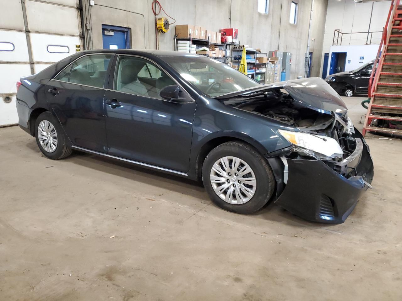 2014 TOYOTA CAMRY L - Image 4