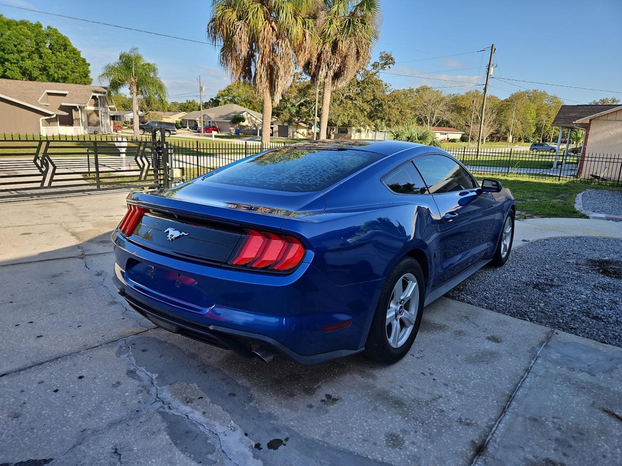 2018 FORD MUSTANG - Image 4