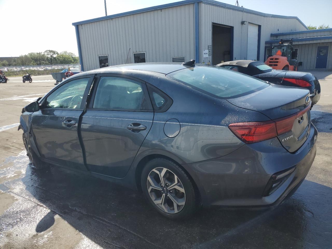 2020 KIA FORTE FE - Фото 2