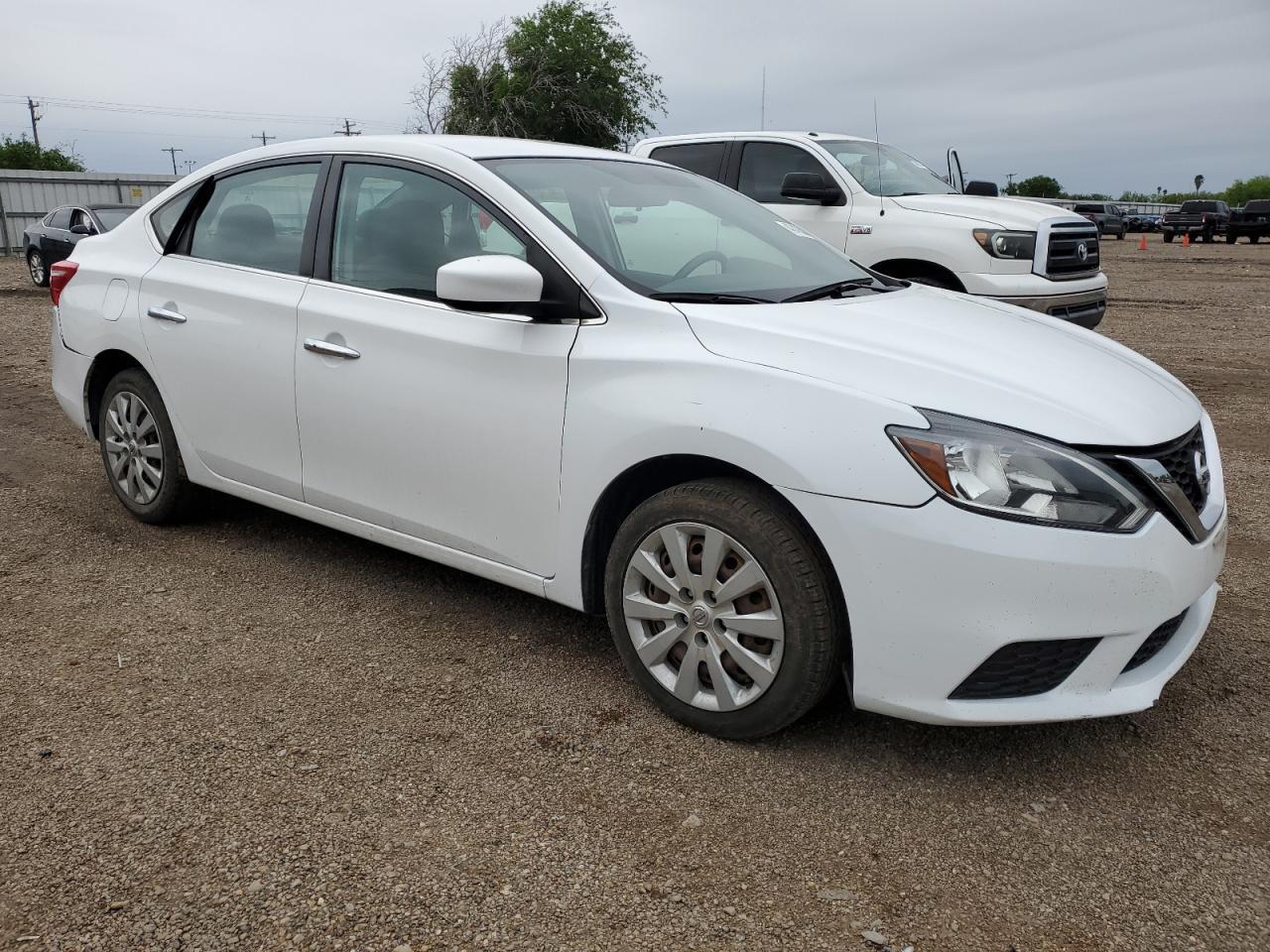2017 NISSAN SENTRA S - Фото 4