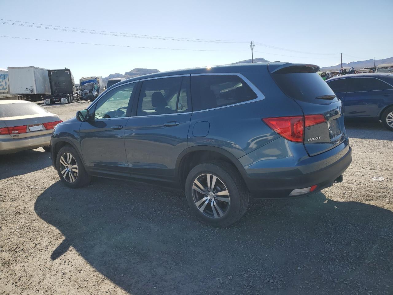 2017 HONDA PILOT EXL - Фото 2