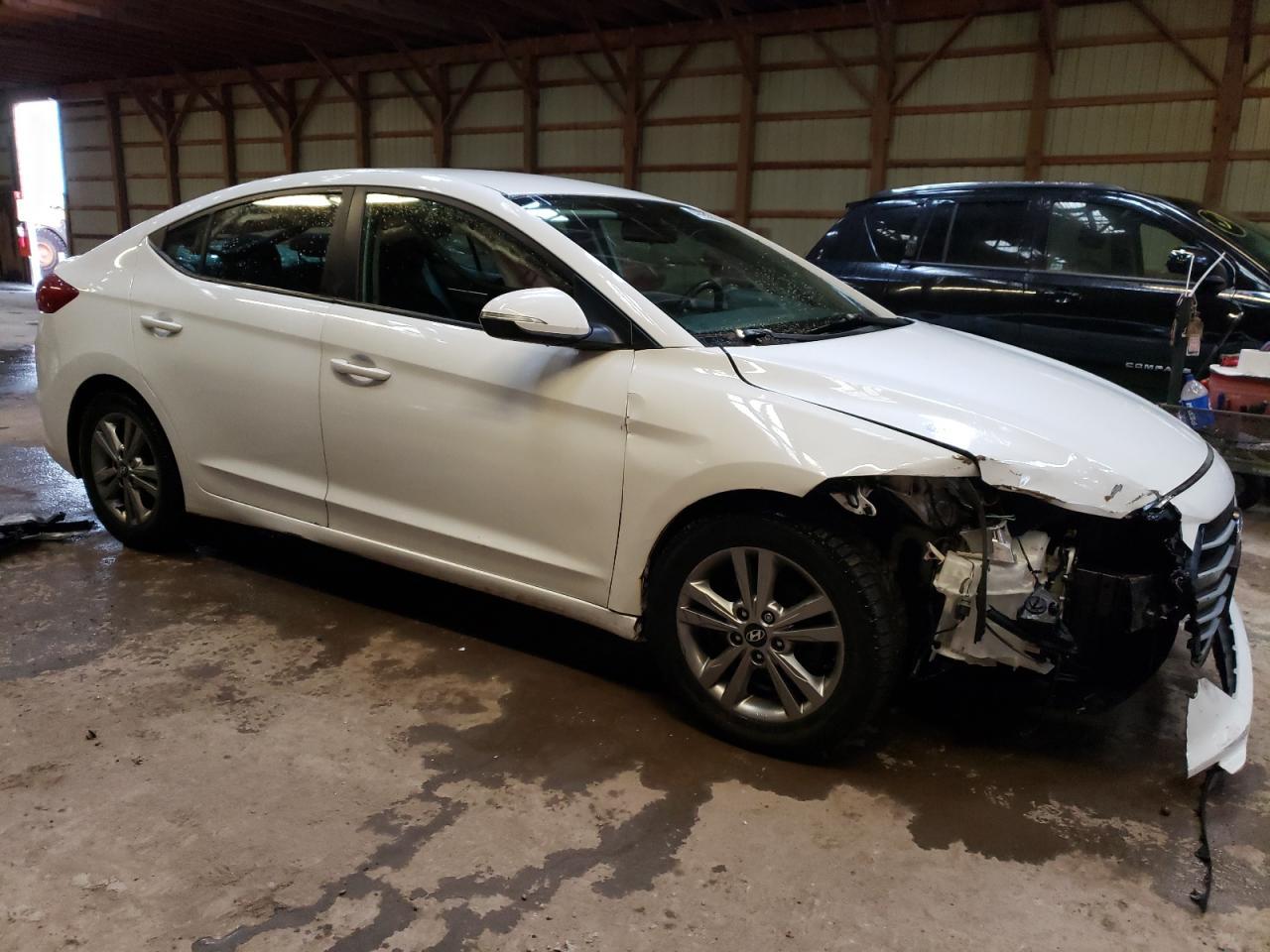 2017 HYUNDAI ELANTRA SE - Фото 4
