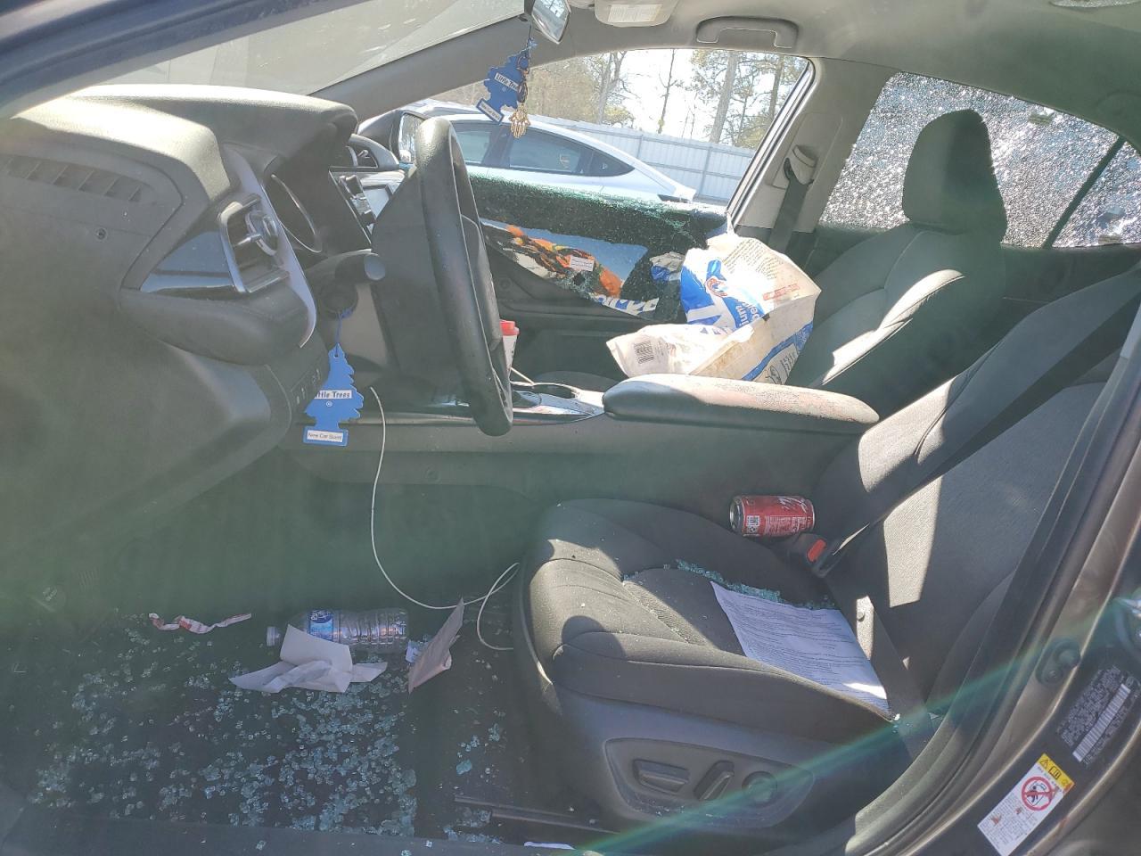 2019 TOYOTA CAMRY L - Image 7