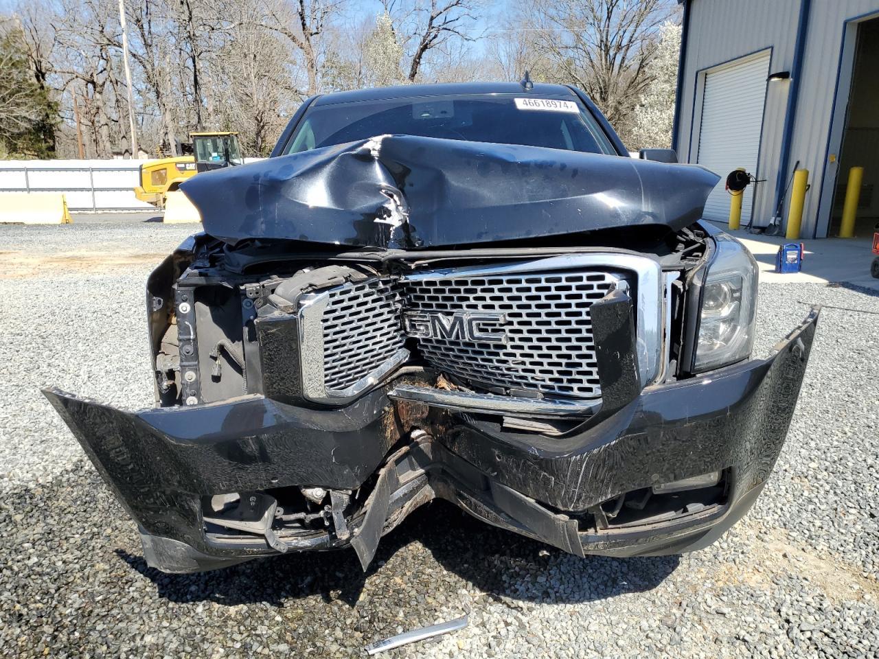 2016 GMC YUKON XL D - Фото 5