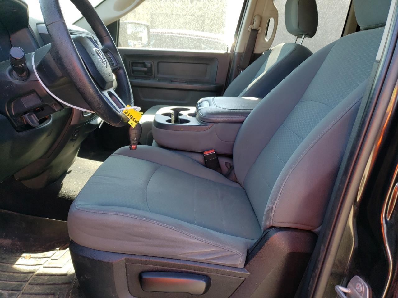 2017 RAM 1500 ST - Image 7