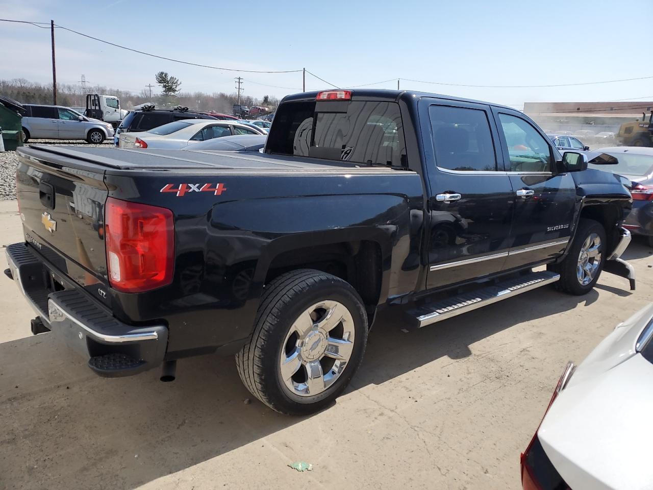 2018 CHEVROLET SILVERADO - Фото 3