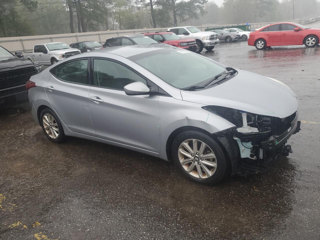 2015 HYUNDAI ELANTRA SE - Фото 4