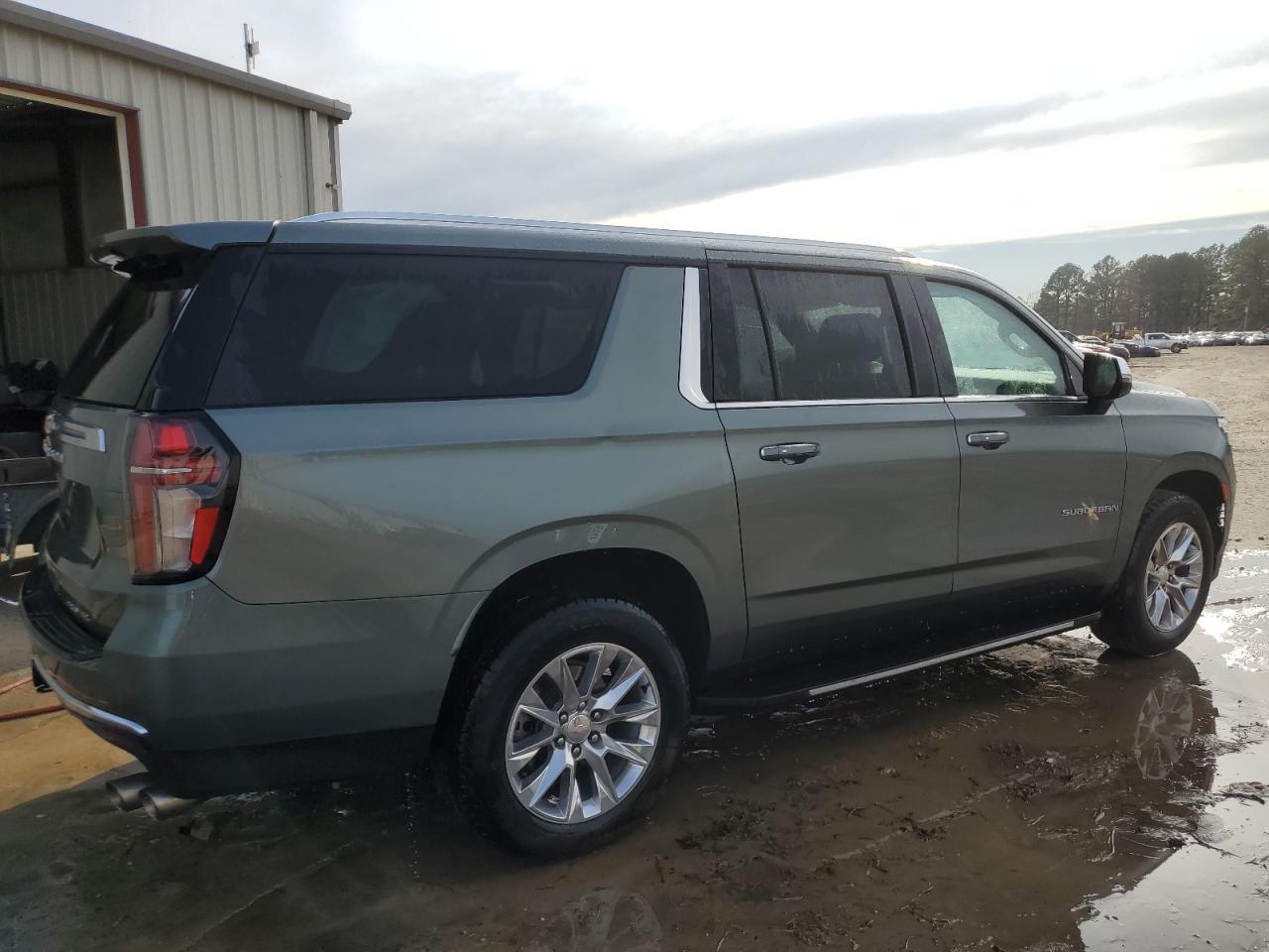 2023 CHEVROLET SUBURBAN C - Фото 3