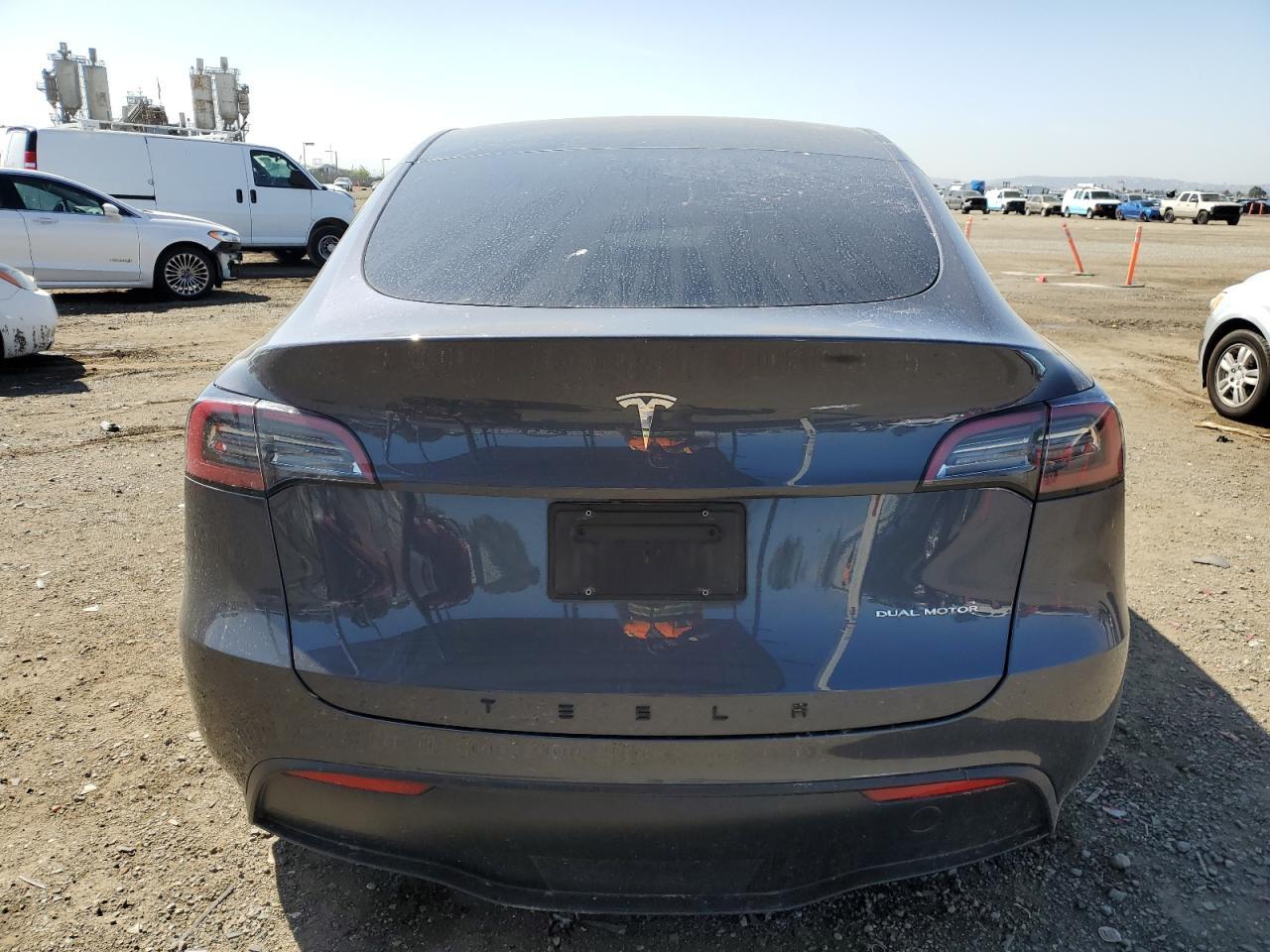 2023 TESLA MODEL Y - Фото 6