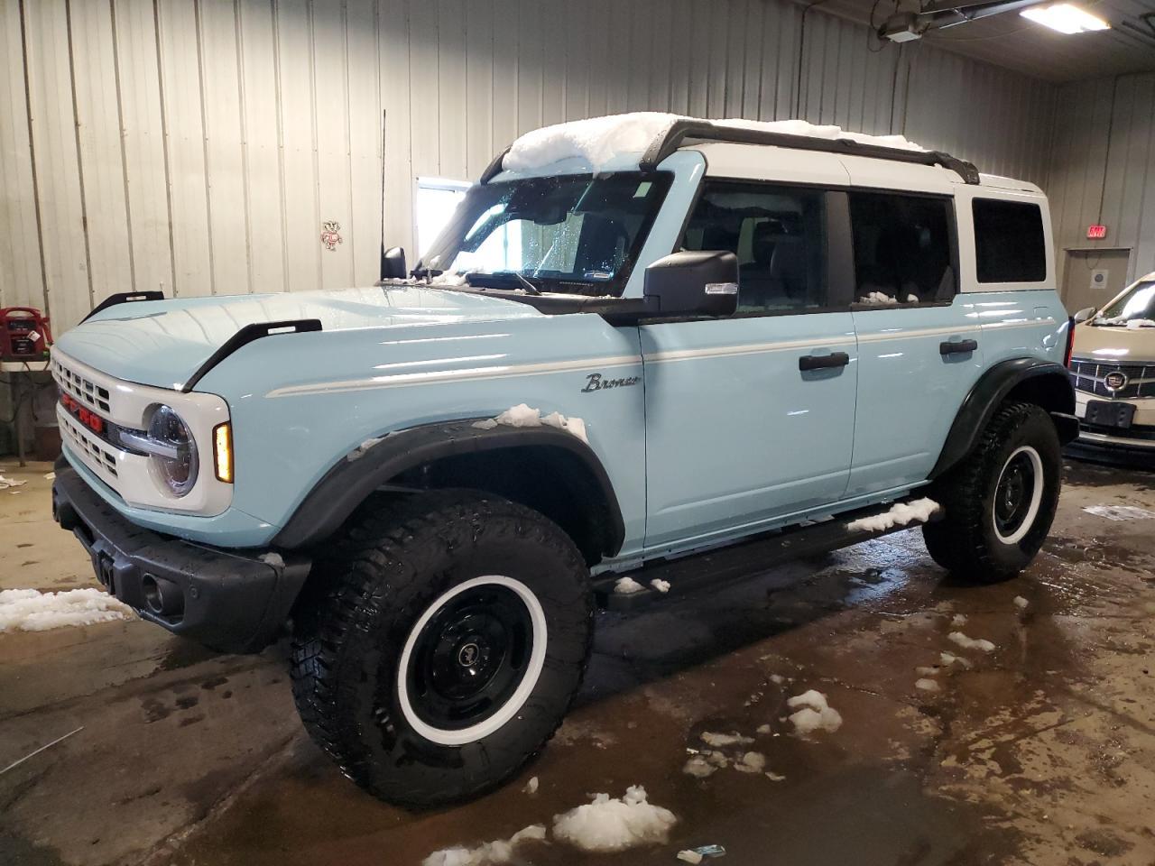 2023 FORD BRONCO HER car image