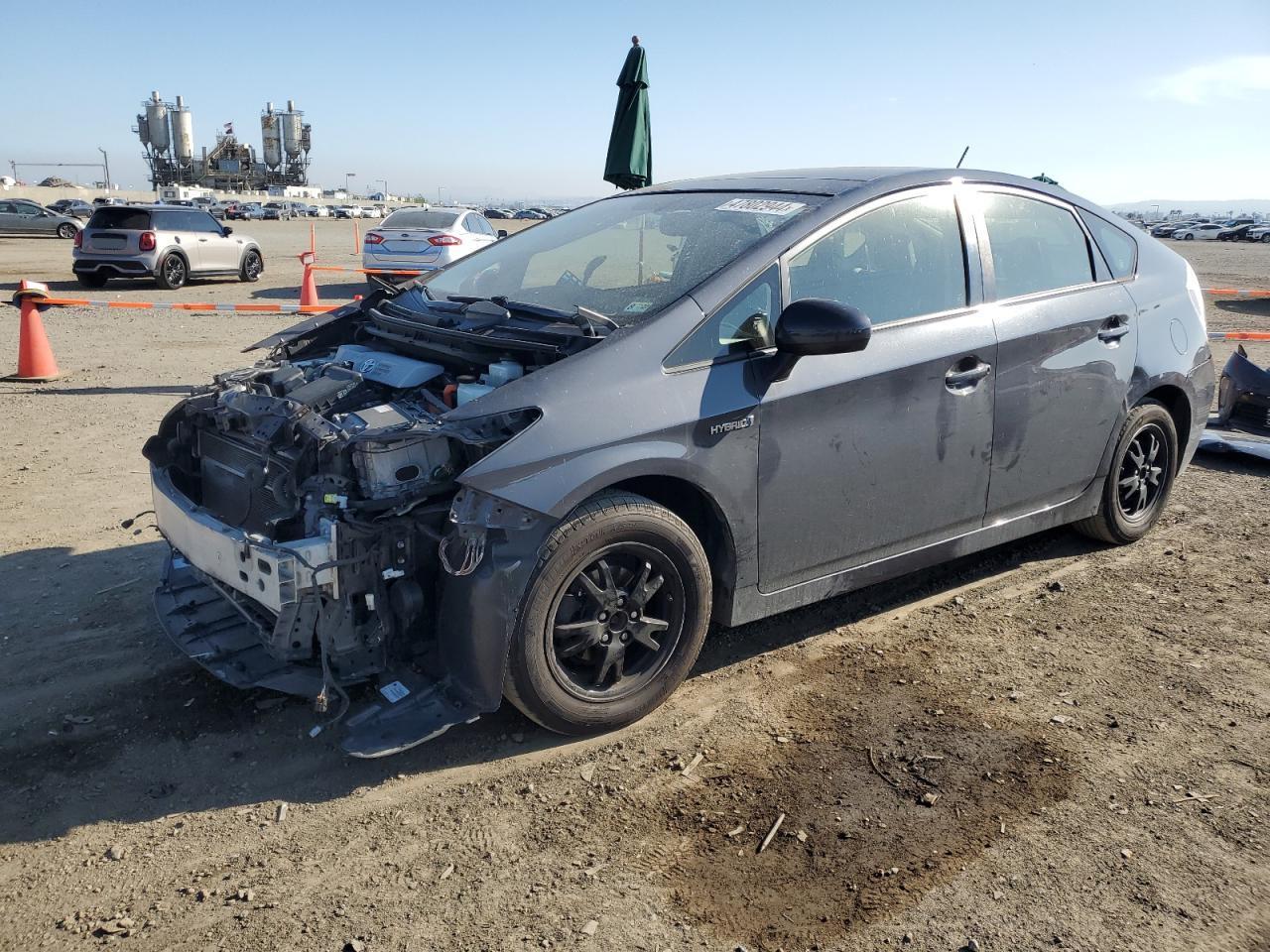 2013 TOYOTA PRIUS car image