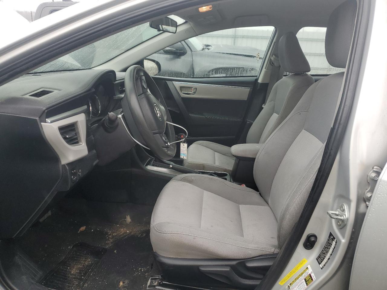 2014 TOYOTA COROLLA L - Фото 7