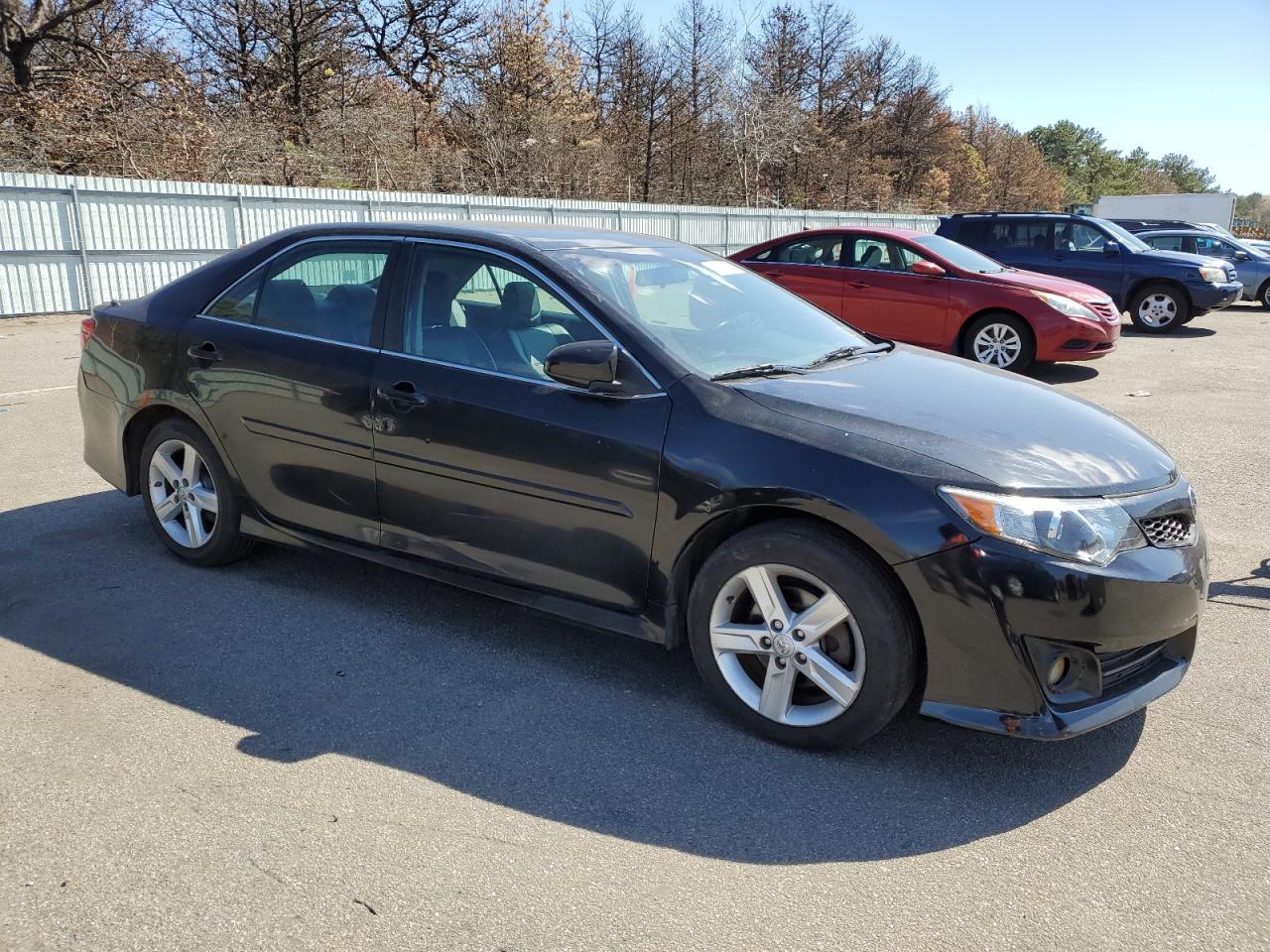 2014 TOYOTA CAMRY L - Image 4