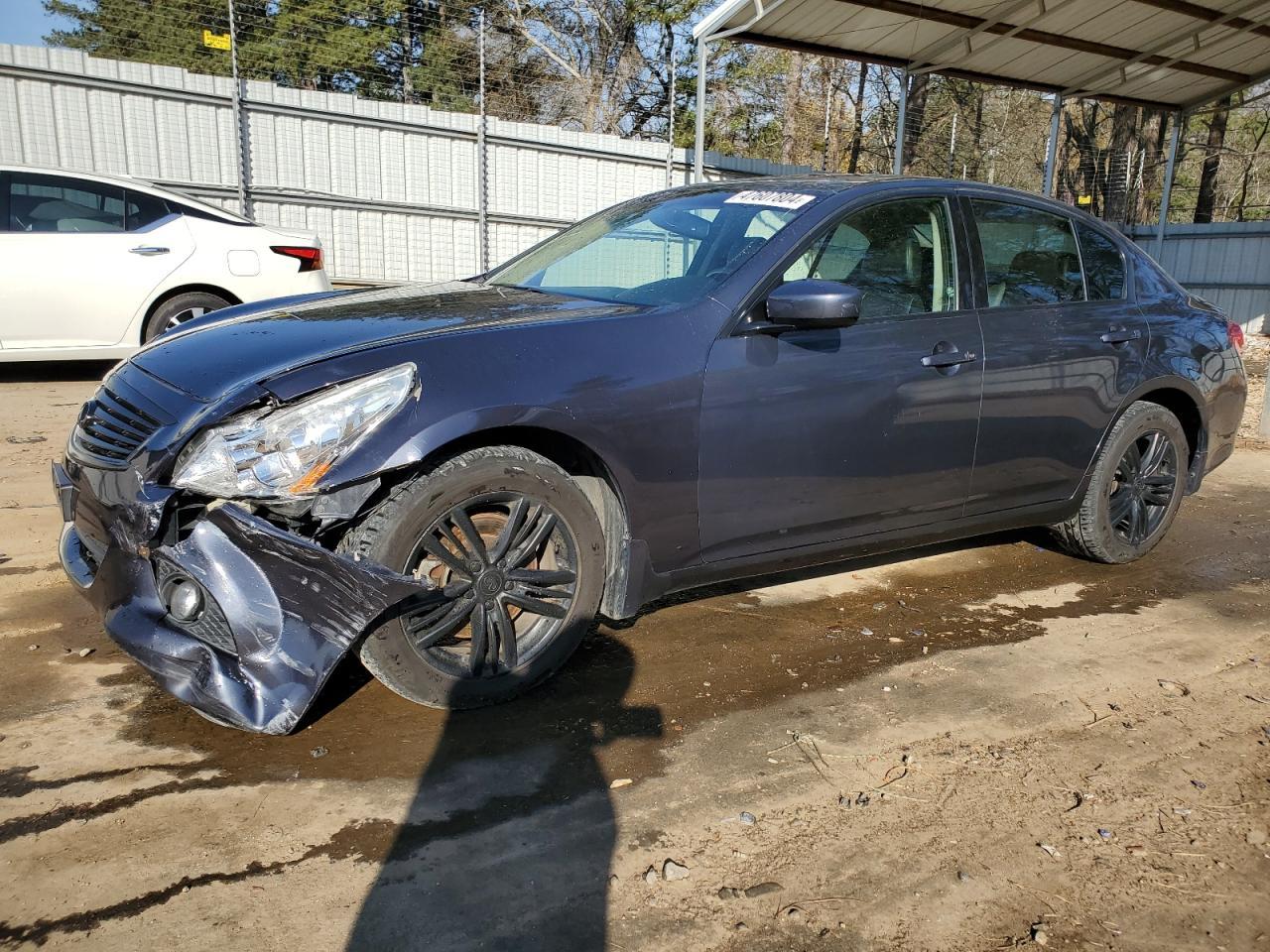 2011 INFINITI G37