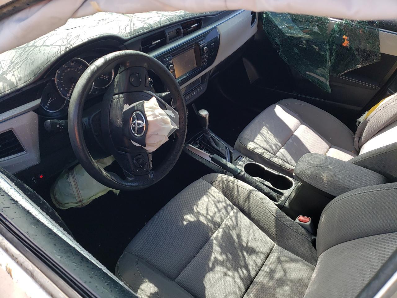 2015 TOYOTA COROLLA L - Фото 7