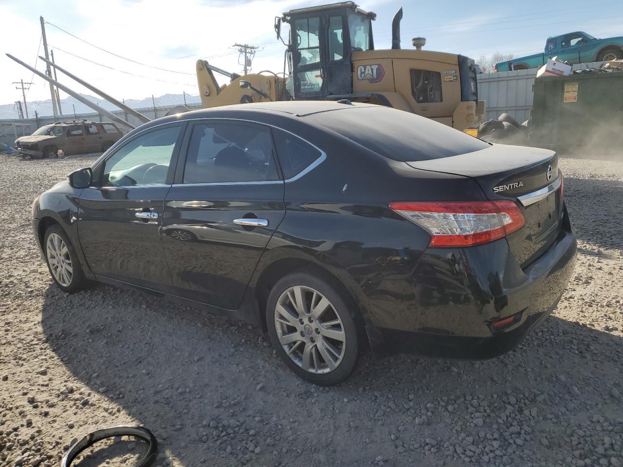 2013 NISSAN SENTRA S - Фото 2