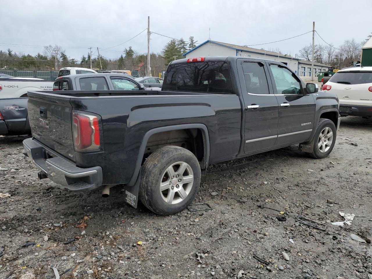 2017 GMC SIERRA K15 - Фото 3