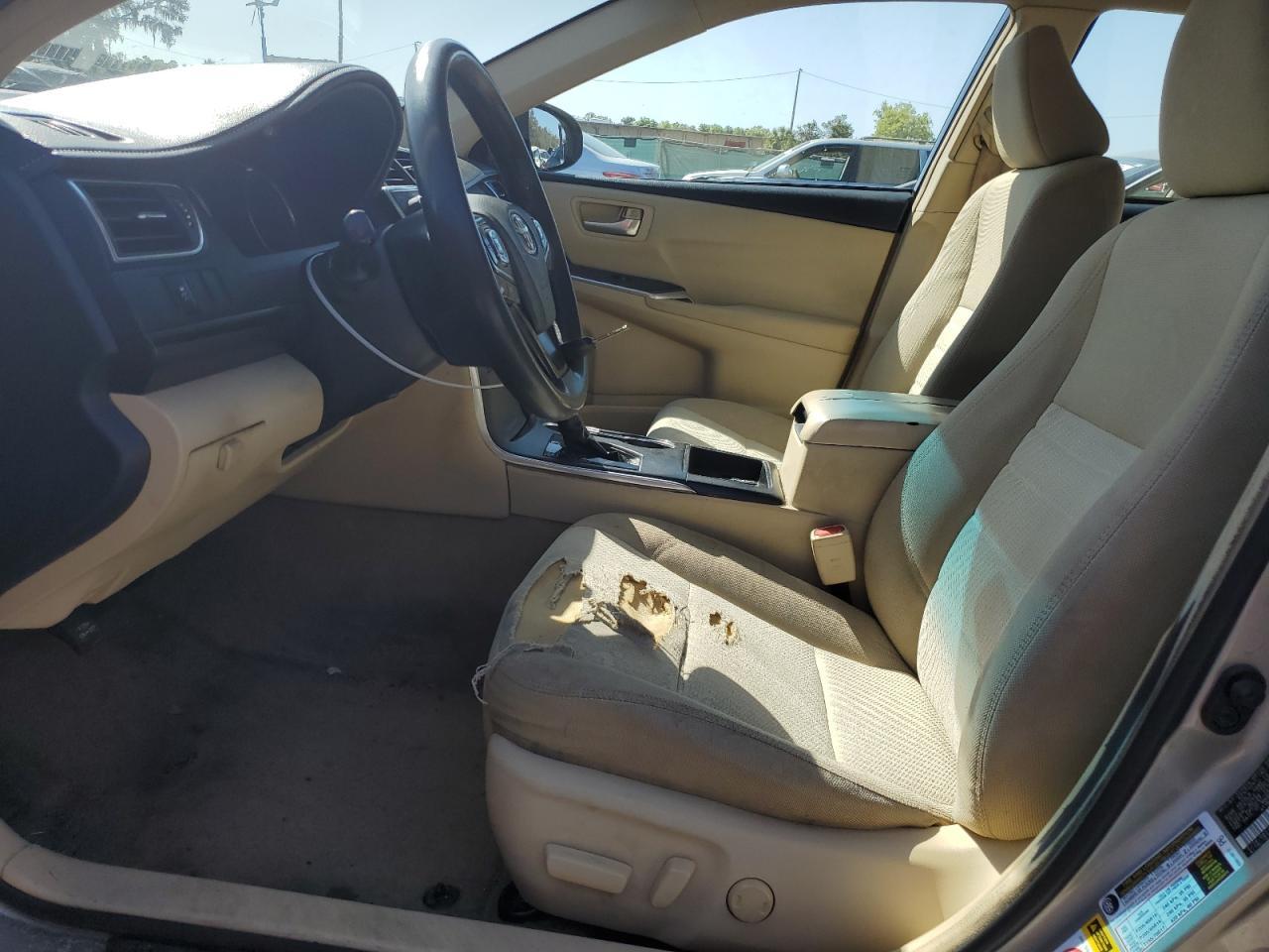 2017 TOYOTA CAMRY LE - Image 7