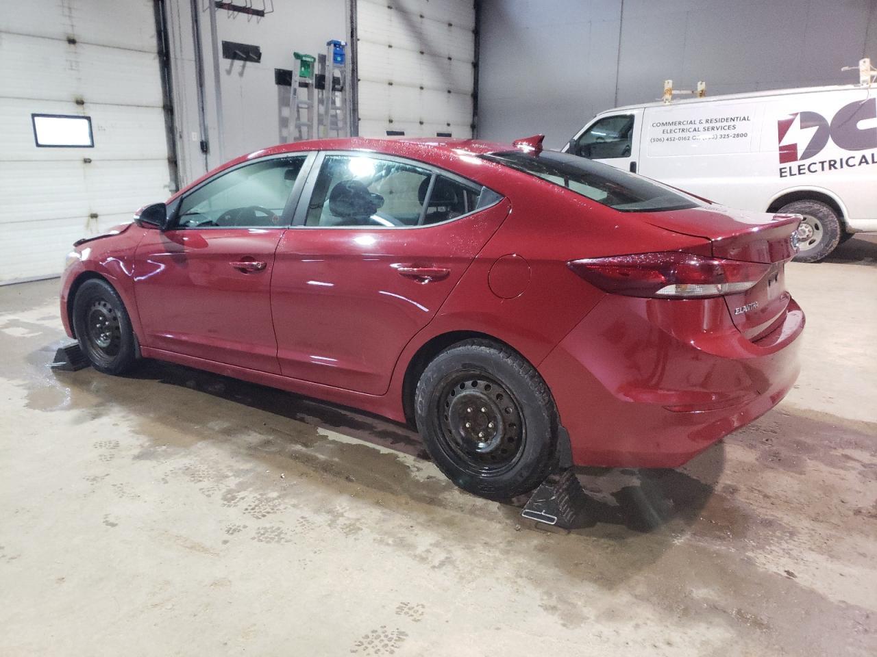 2018 HYUNDAI ELANTRA SE - Фото 2