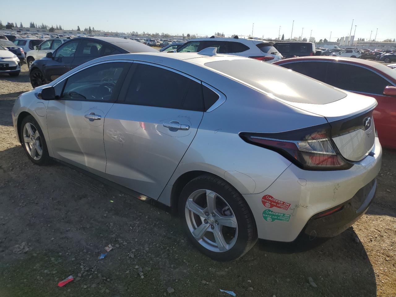 2017 CHEVROLET VOLT LT - Фото 2
