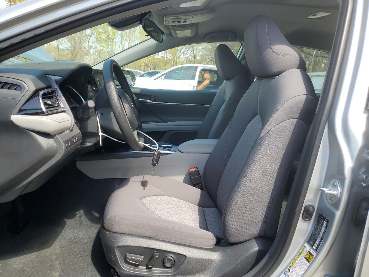 2023 TOYOTA CAMRY LE - Фото 7