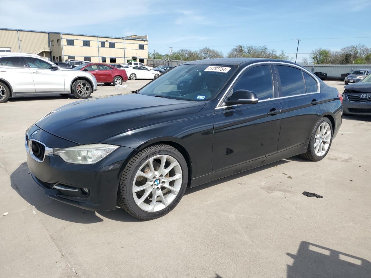 2015 BMW 320 I car image