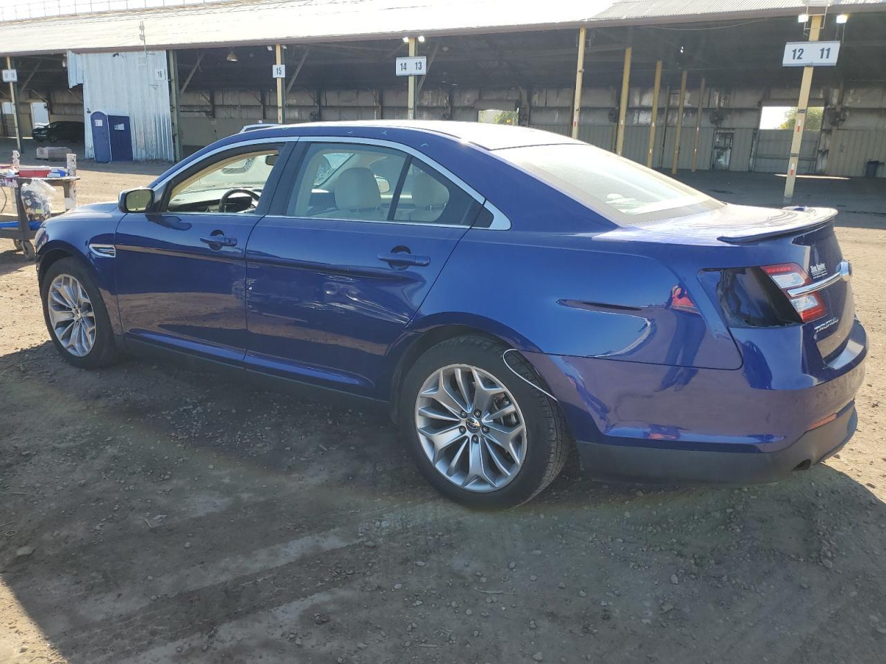 2013 FORD TAURUS LIM - Image 2