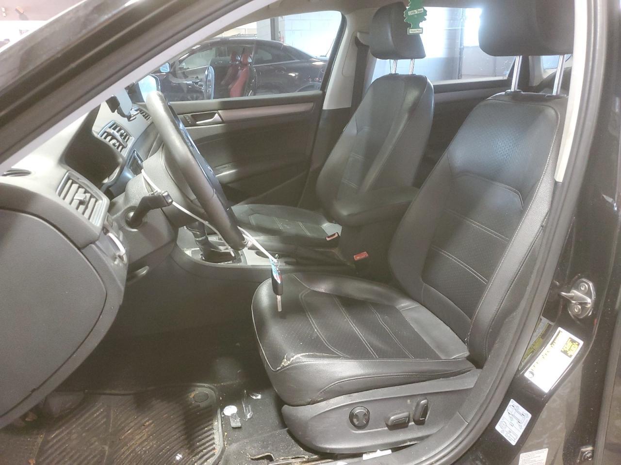 2014 VOLKSWAGEN PASSAT SE - Фото 7