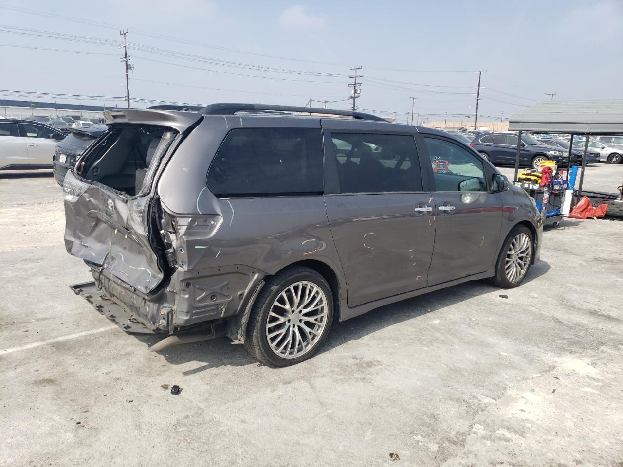 2015 TOYOTA SIENNA SPO - Фото 3