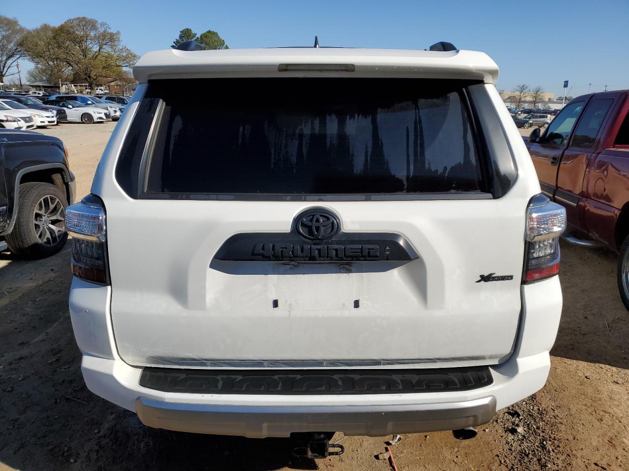 2022 TOYOTA 4RUNNER SR - Фото 6