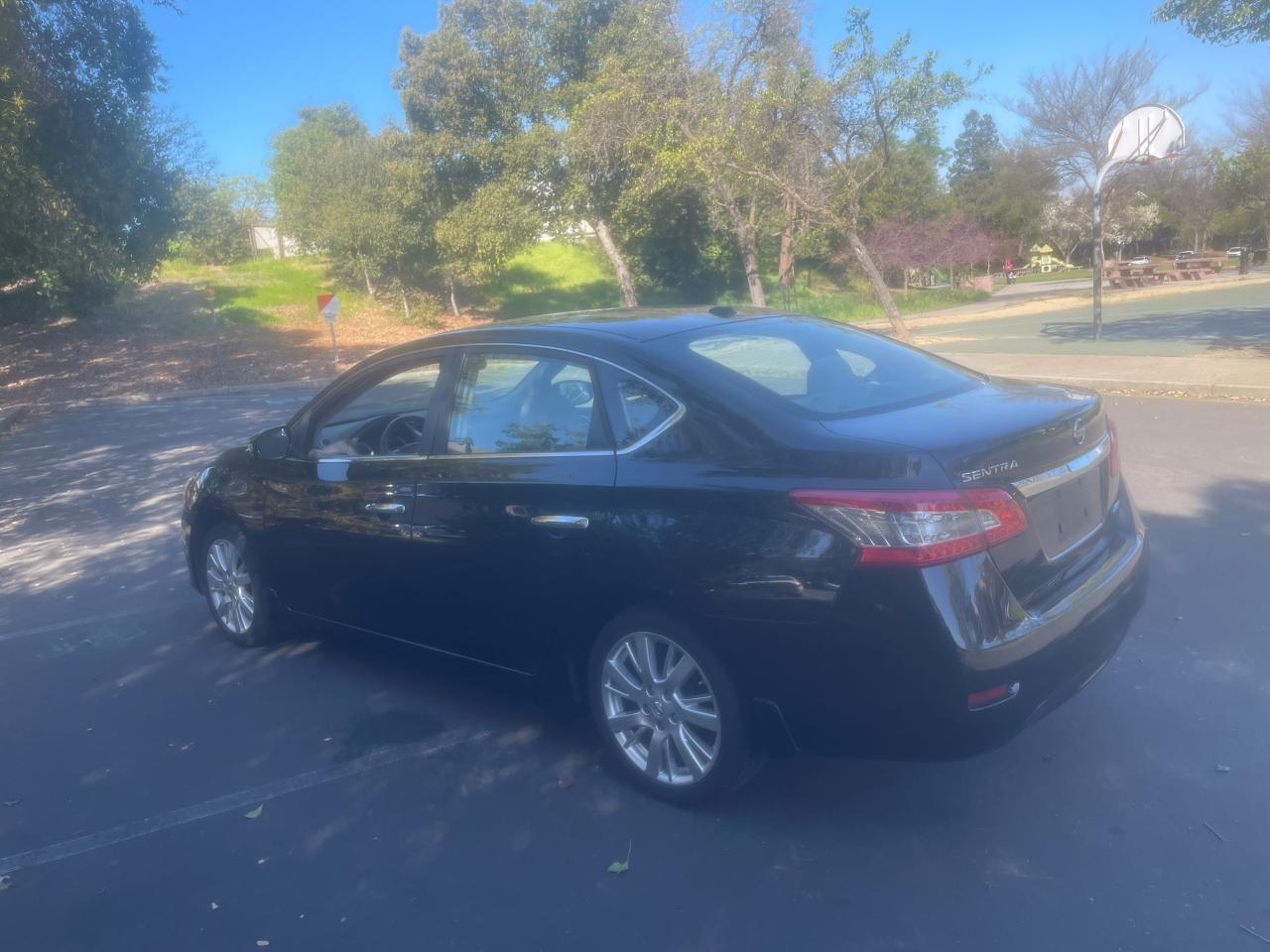 2013 NISSAN SENTRA S - Фото 3