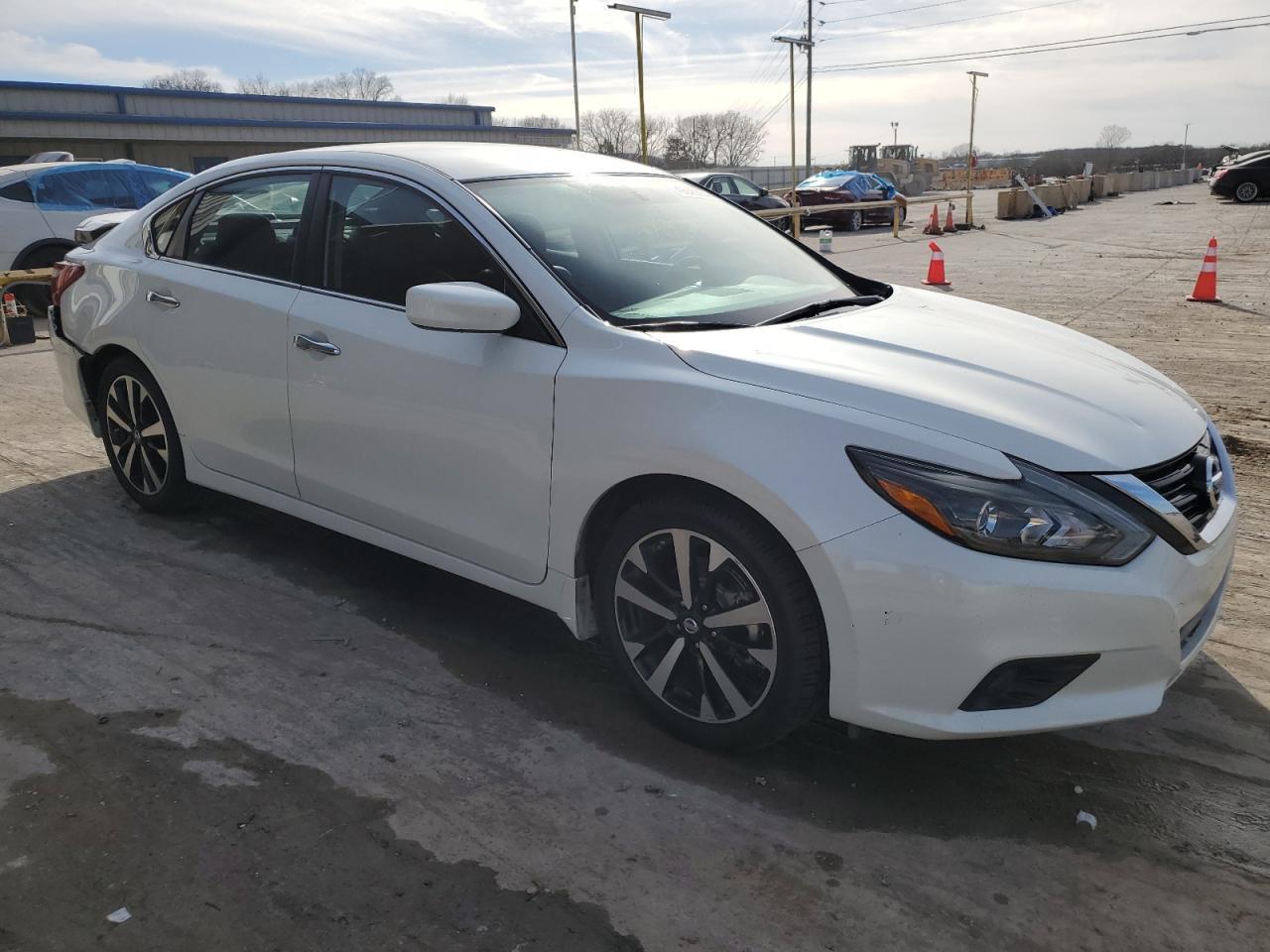 2018 NISSAN ALTIMA 2.5 - Фото 4