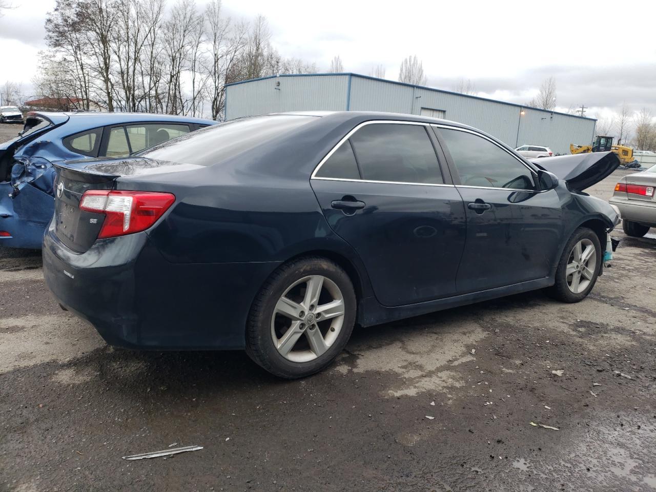 2012 TOYOTA CAMRY BASE - Фото 3