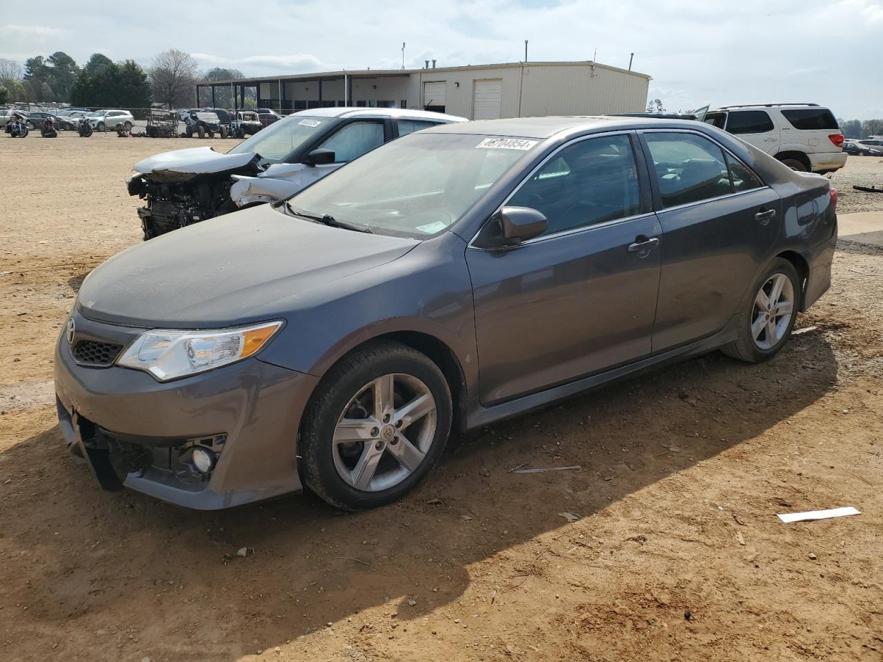 2013 TOYOTA CAMRY L car image