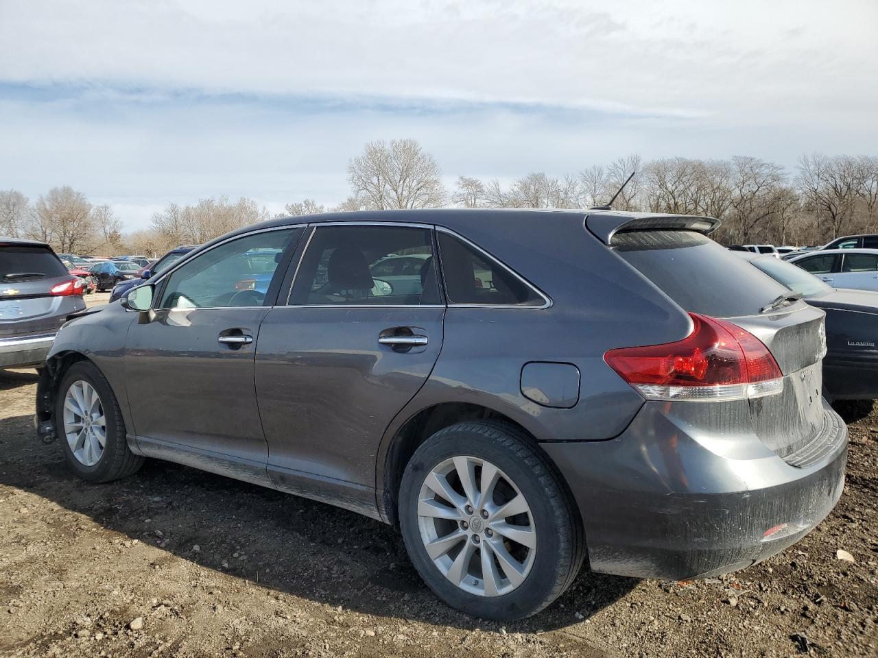 2013 TOYOTA VENZA LE - Фото 2