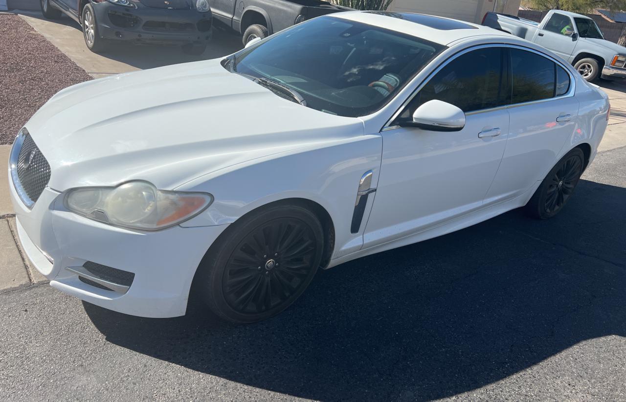 2011 JAGUAR XF - Image 2
