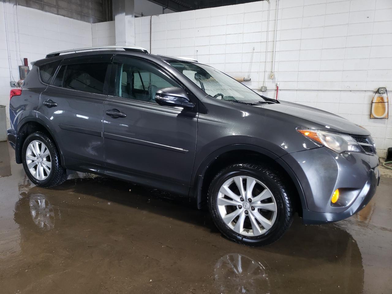 2015 TOYOTA RAV4 LIMIT - Фото 4