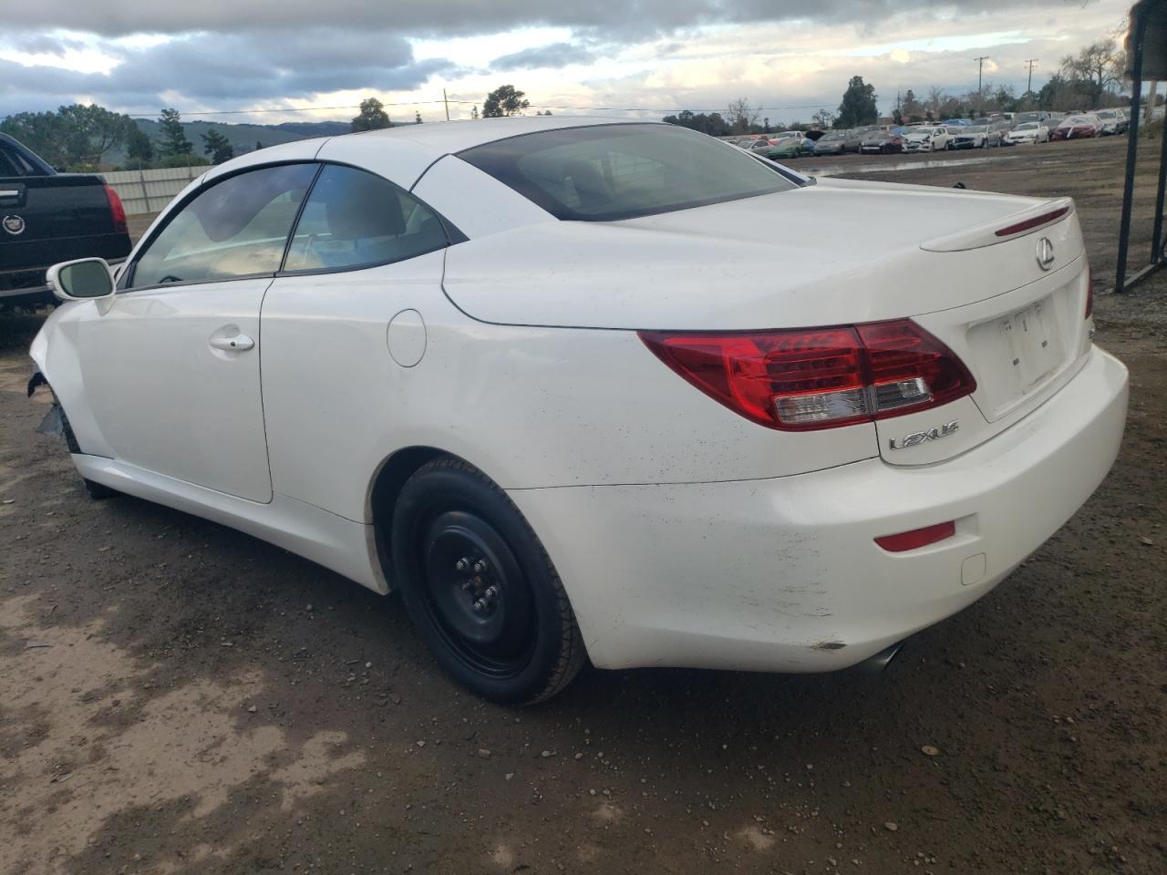 2011 LEXUS IS 250 - Фото 2