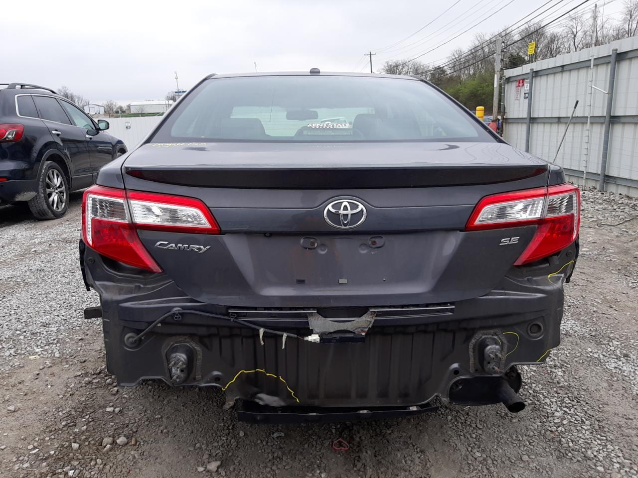 2013 TOYOTA CAMRY L - Фото 6