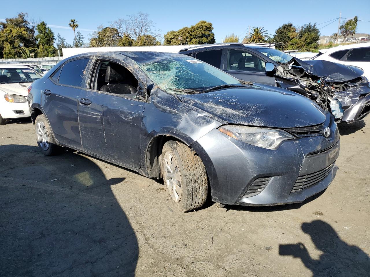 2014 TOYOTA COROLLA L - Image 4