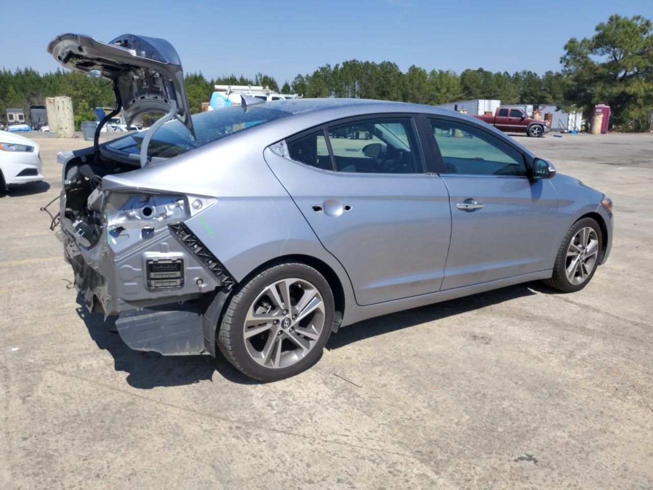 2017 HYUNDAI ELANTRA SE - Image 3