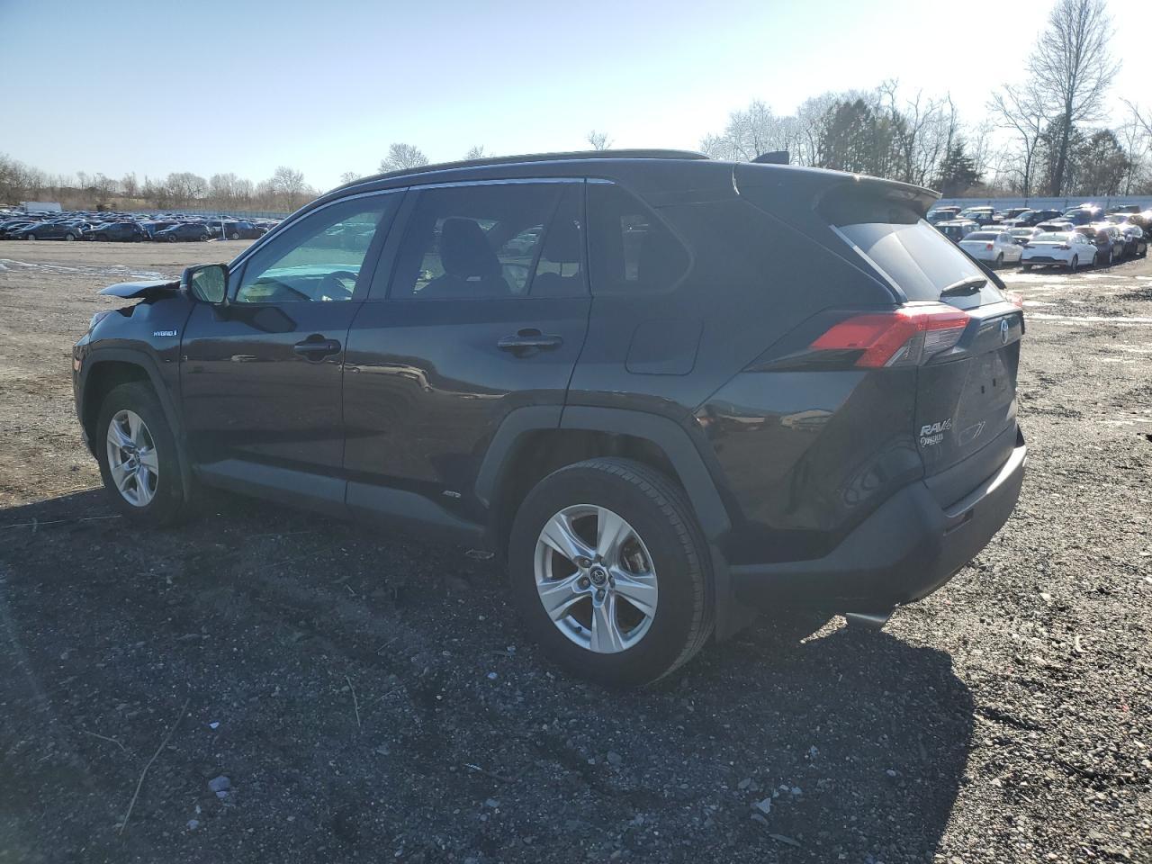 2020 TOYOTA RAV4 XLE - Image 2