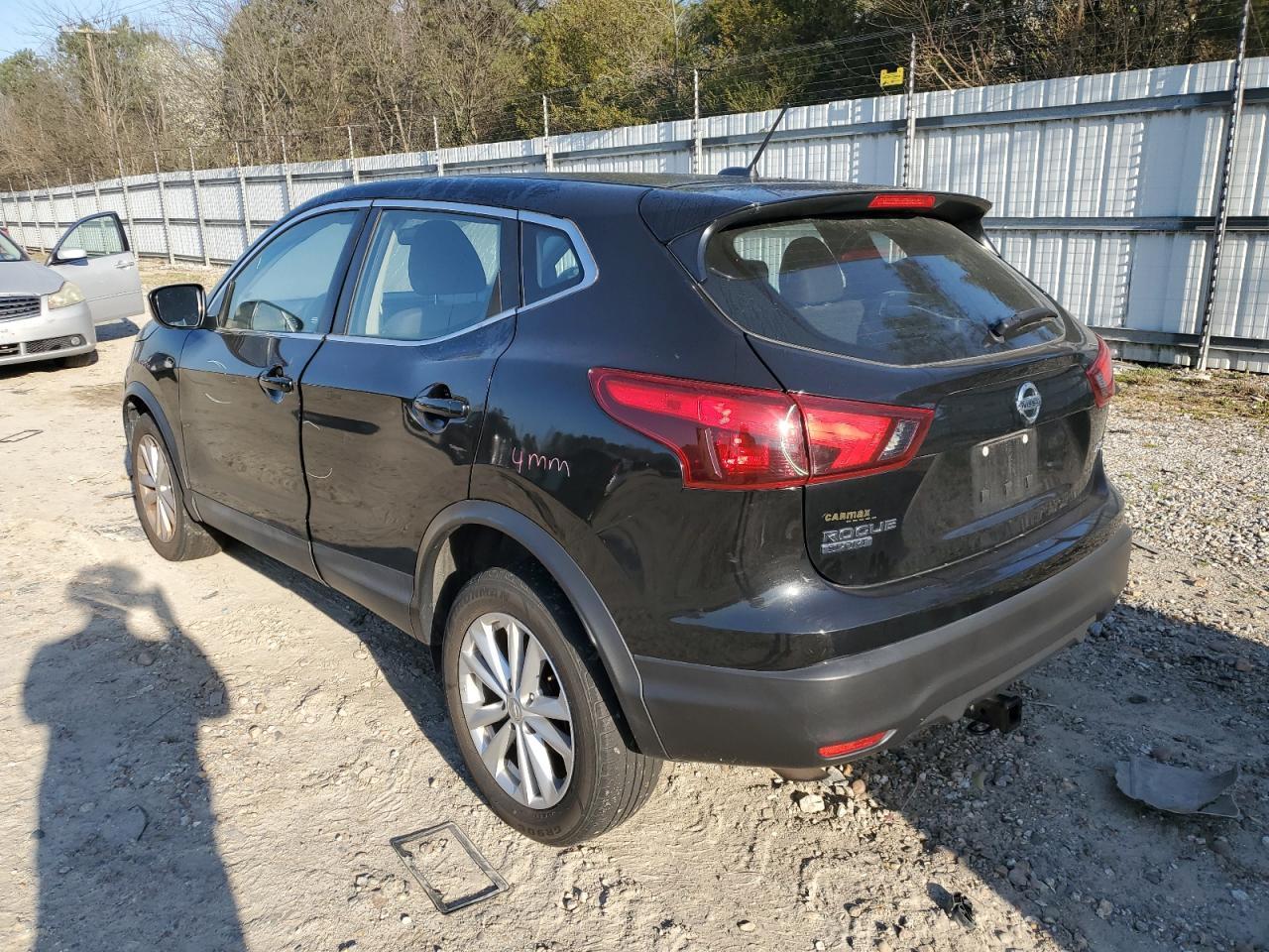 2017 NISSAN ROGUE SPOR - Image 2