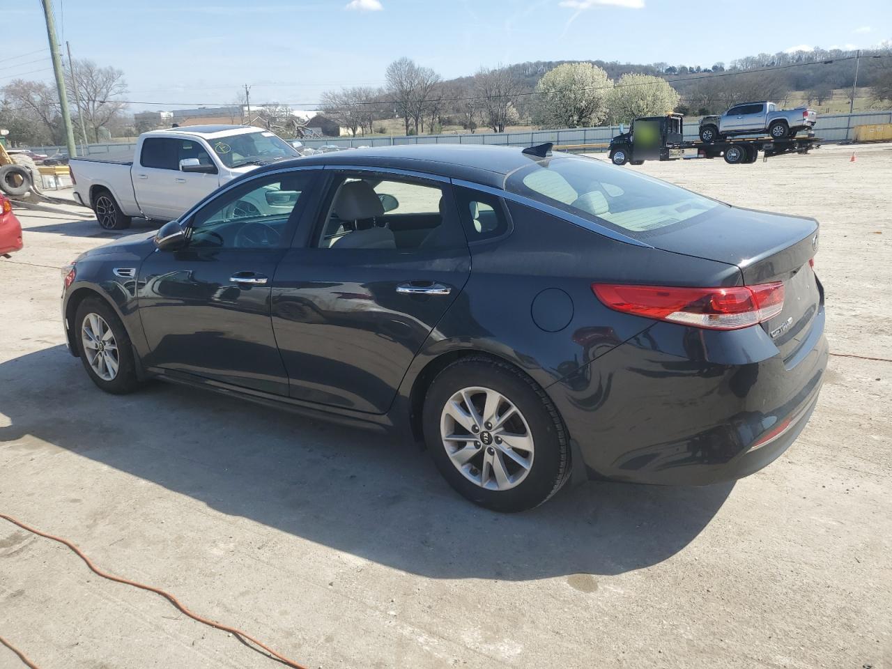 2016 KIA OPTIMA LX - Фото 2