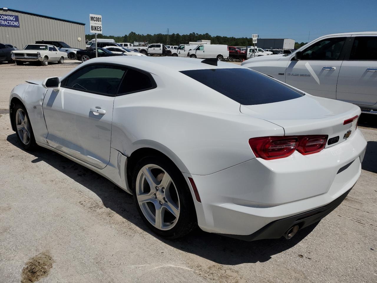2020 CHEVROLET CAMARO LS - Фото 2