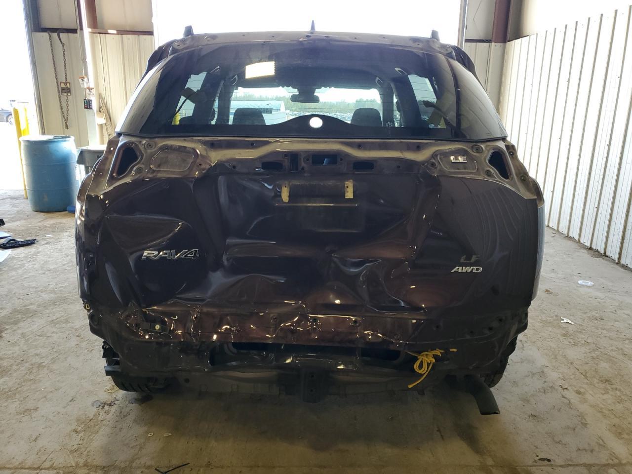 2018 TOYOTA RAV4 LE - Image 6